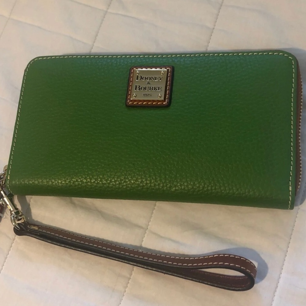 Dooney & Bourke Wristlet/Wallet